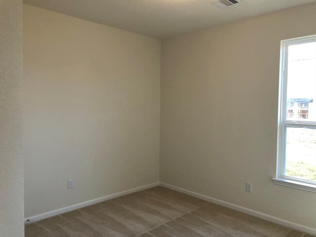 Building Photo - 28423 Bobcat Bayou Dr