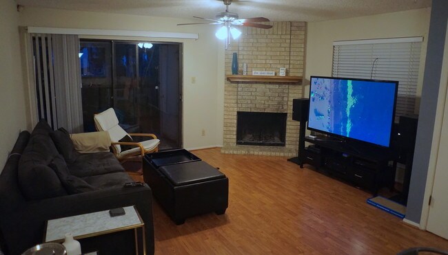 Foto del edificio - 3801 Manchaca Rd