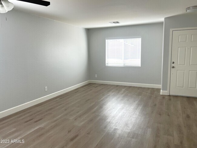 Foto del edificio - 4532 E Pinto Valley Rd