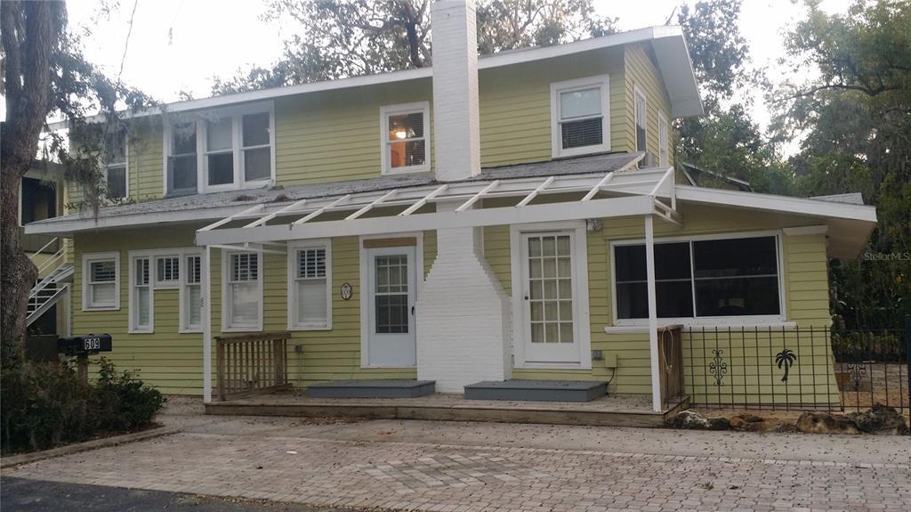 Primary Photo - 609 Oak Ave