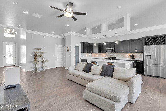 Building Photo - 2224 Tierra Nava ST