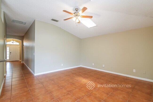 Foto del edificio - 1919 Hunters Trace Cir