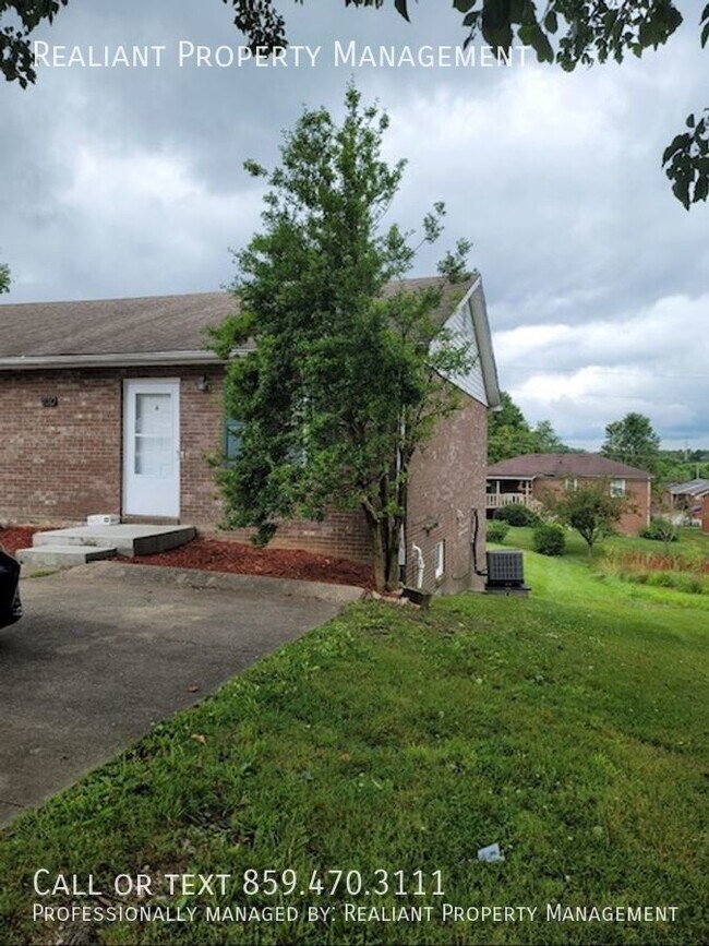 Building Photo - 220 S Keeneland Dr