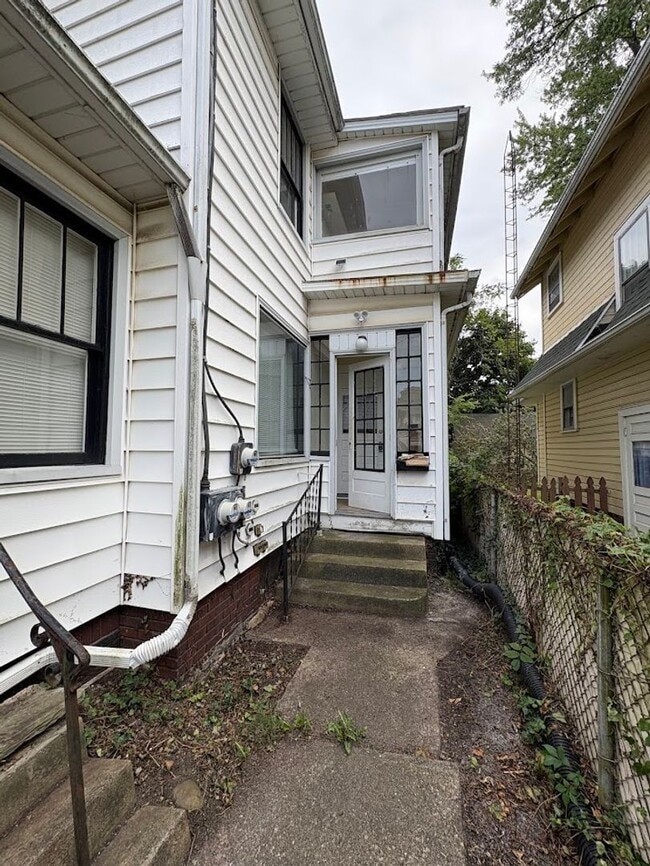 Foto del edificio - 17th and Oxford Triplex