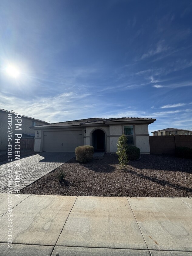 Foto principal - Luxury 4 bed / 3 bath home in Goodyear!