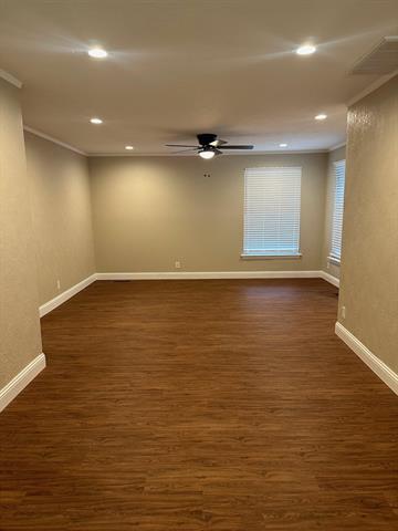 Building Photo - 1707 Bristol Ct S