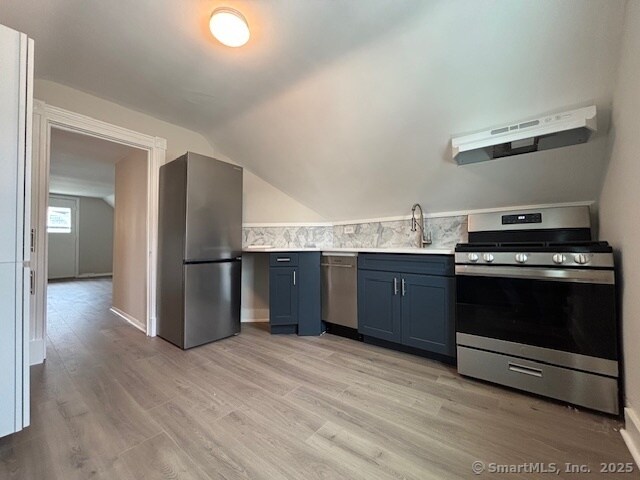 Primary Photo - 37 Seaview Ave