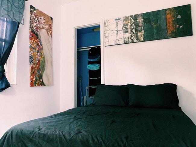 Foto del edificio - 1245 NW 26th St