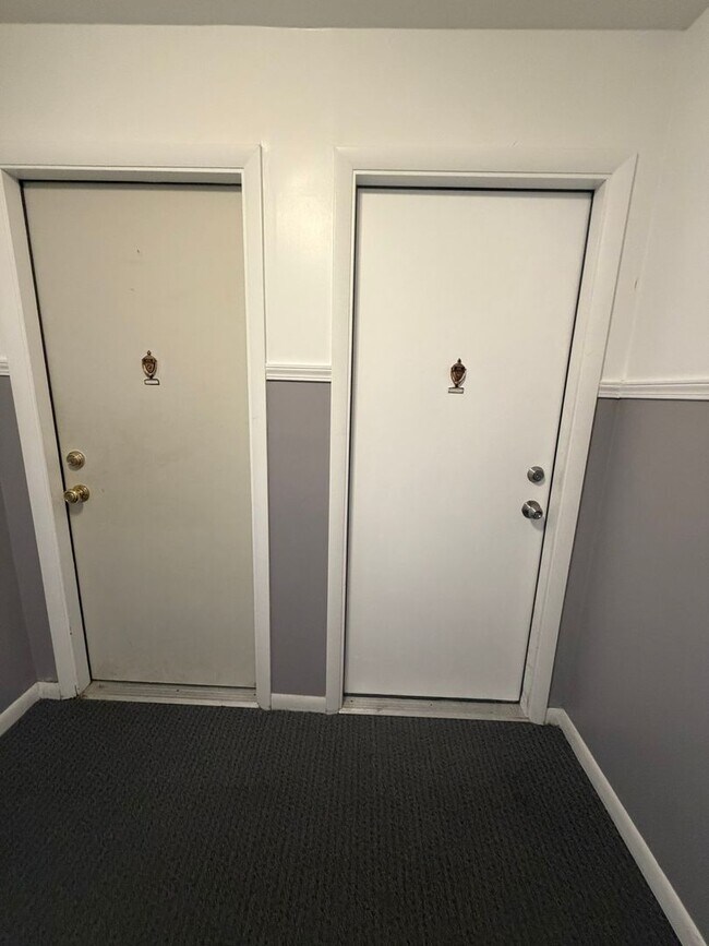 Foto del edificio - 304 N Carter St