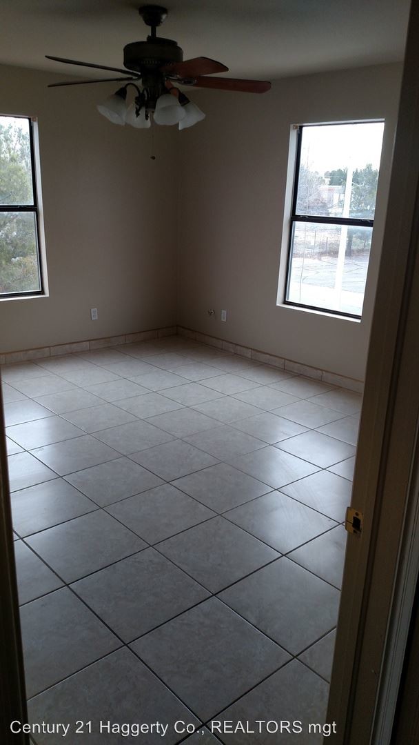 Foto del edificio - 3 br, 2 bath House - 1901 Nehemiah Street