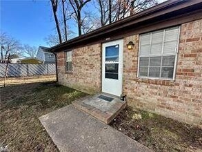 Building Photo - 2314 Nevada Ave