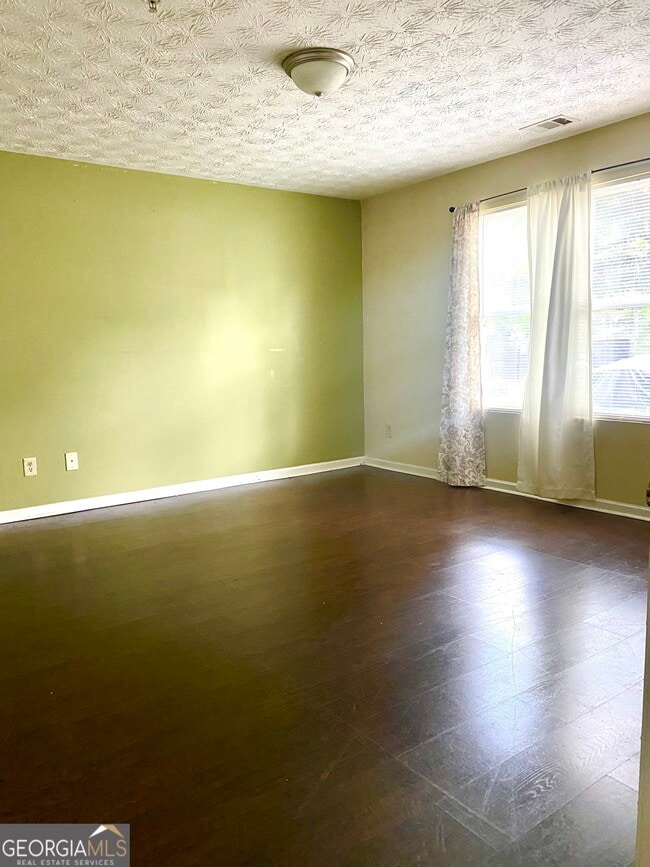 Building Photo - 8101 Fairington Ridge Cir