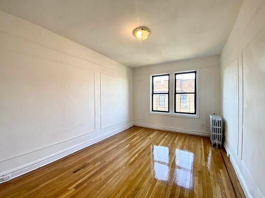 Foto principal - 3 bedroom in New York NY 10033