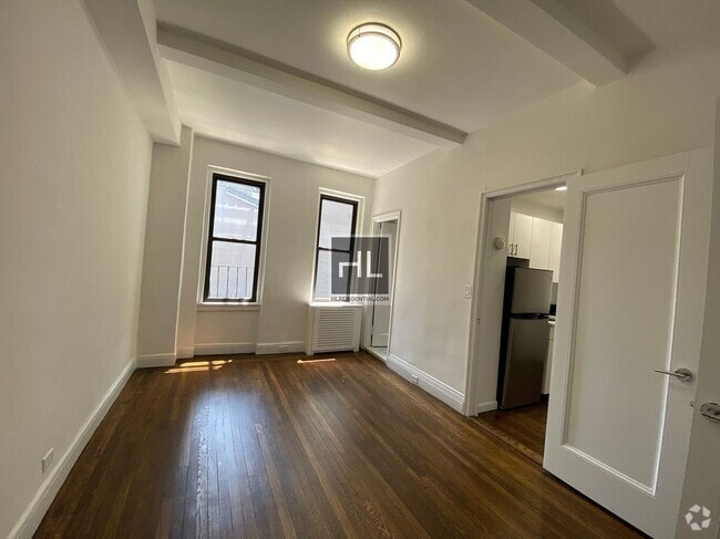 Building Photo - STUNNING East 46th Street 1 Bedroom