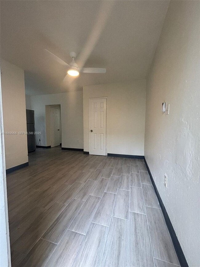 Foto del edificio - 708 NW 4th Ave