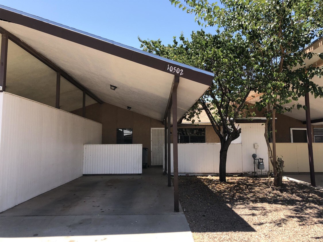 Primary Photo - 10502 Cozumel Ln