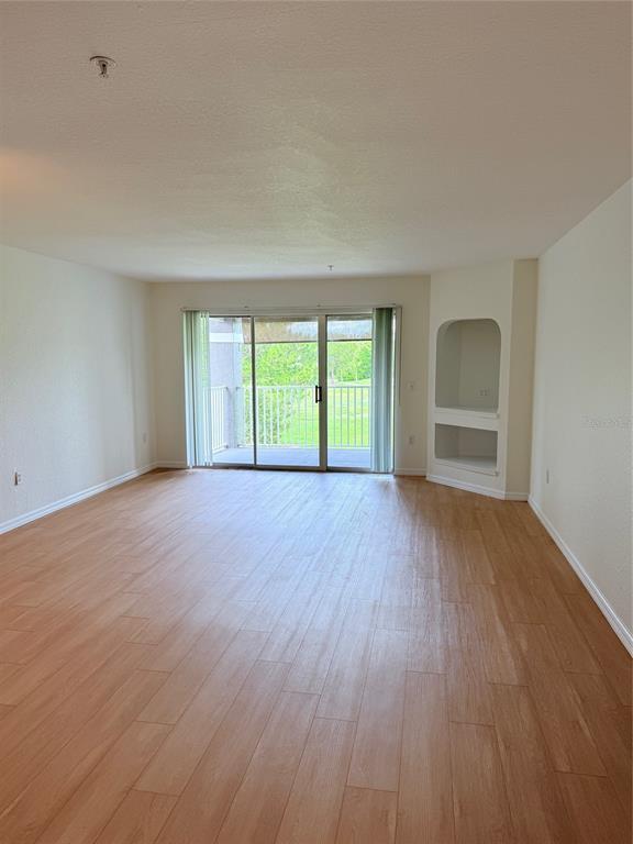Foto del edificio - 13917 Fairway Island Dr