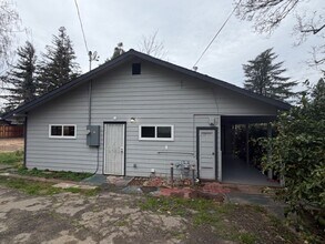 Building Photo - 8632 Sunset Ave