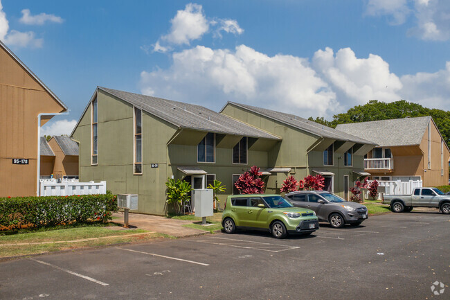 Building Photo - Mililani Manor