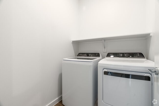 3BR, 2.5BA - 1,451SF - Laundry - The Brookman