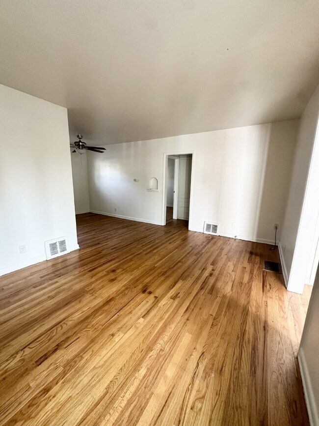 Foto del edificio - "Charming 1-Bedroom Haven in Cheyenne's He...