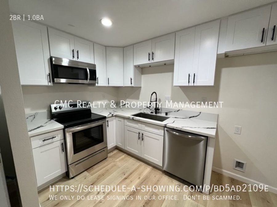 Primary Photo - 4419 N Bellflower Blvd
