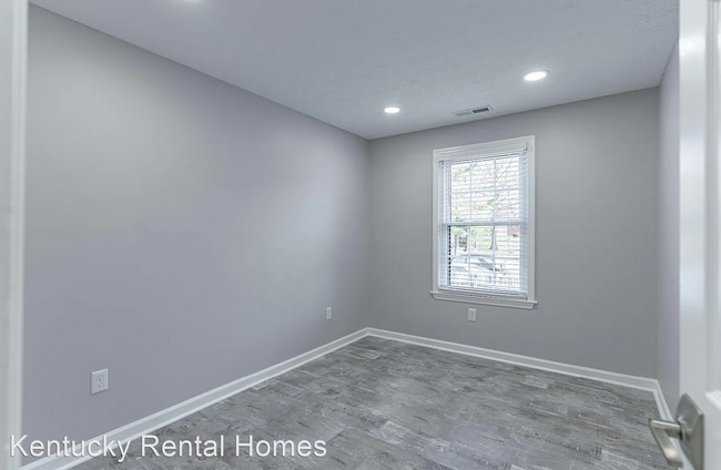 Building Photo - 2 br, 2 bath House - 404 Bainbridge Ct  AP...