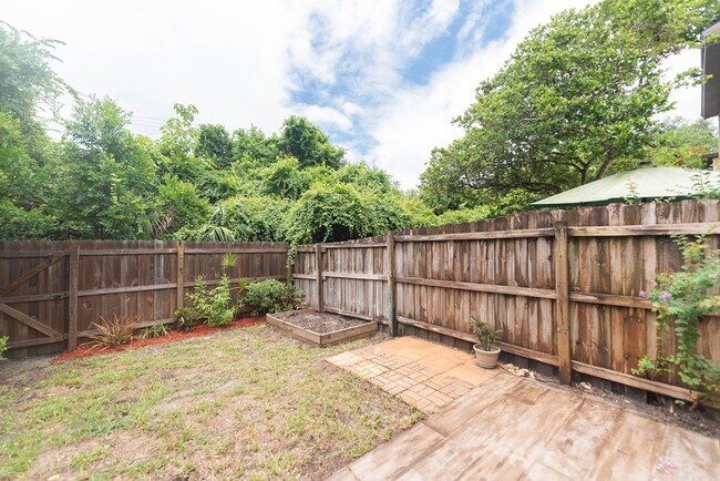 Foto del edificio - Townhome in Titusville