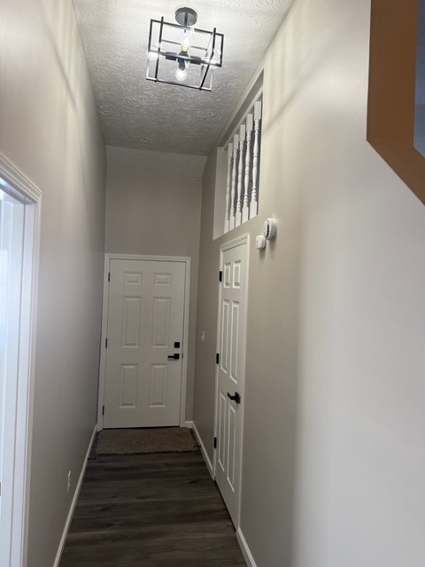 Building Photo - 2 Bedroom 2 Bath