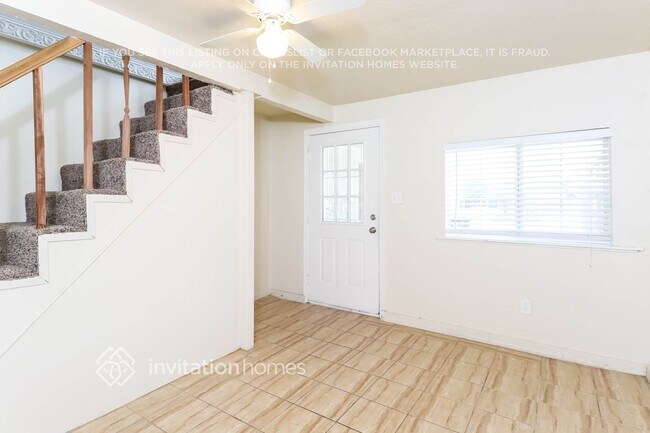 Foto del edificio - 425 Jasmine Ave