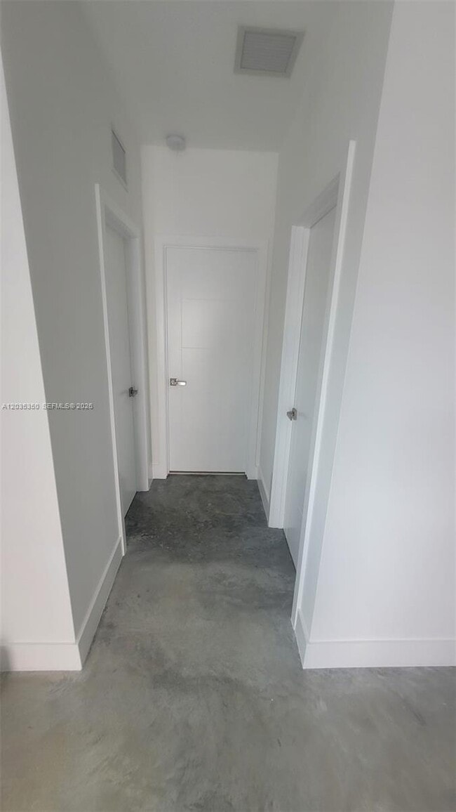 Foto del edificio - 2146 NW 69th Terrace