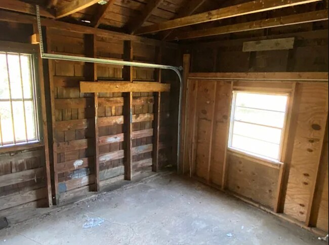 Building Photo - 1433 58th St W