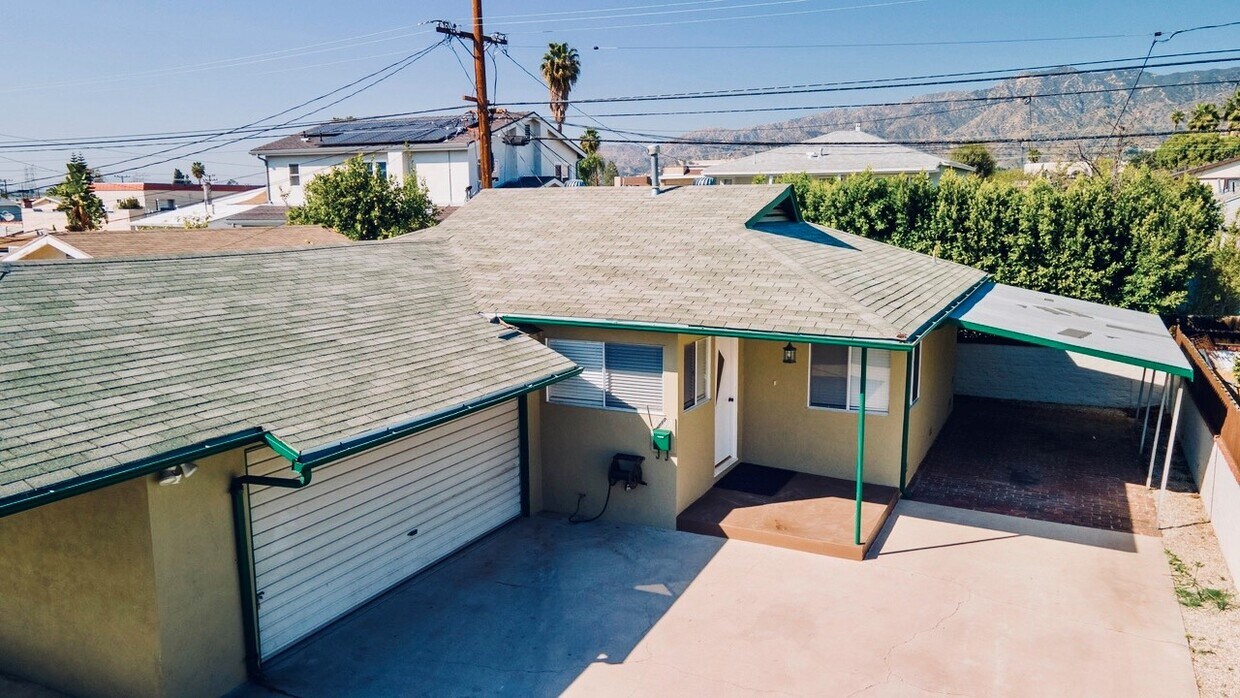 Foto principal - 659 W Wilson Ave