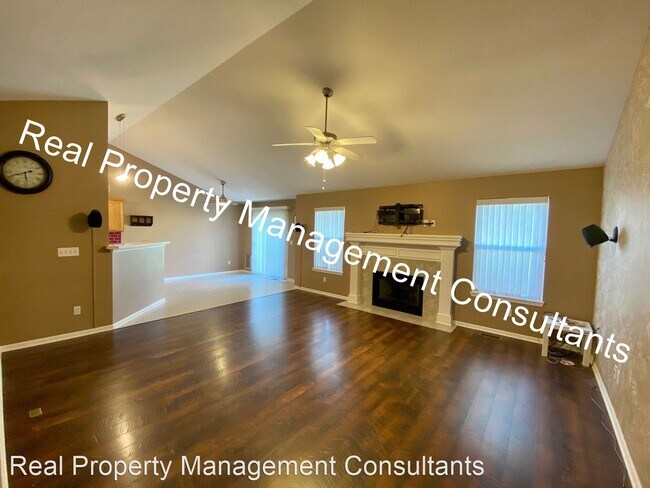 Building Photo - 3 br, 3 bath House - 907 Midjay Dr