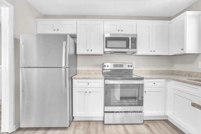 Building Photo - 4082 E Glade Ct