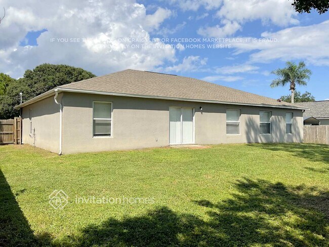 Foto del edificio - 5755 Fairbridge St