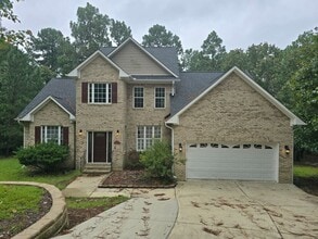 Building Photo - 29 Wood Ln