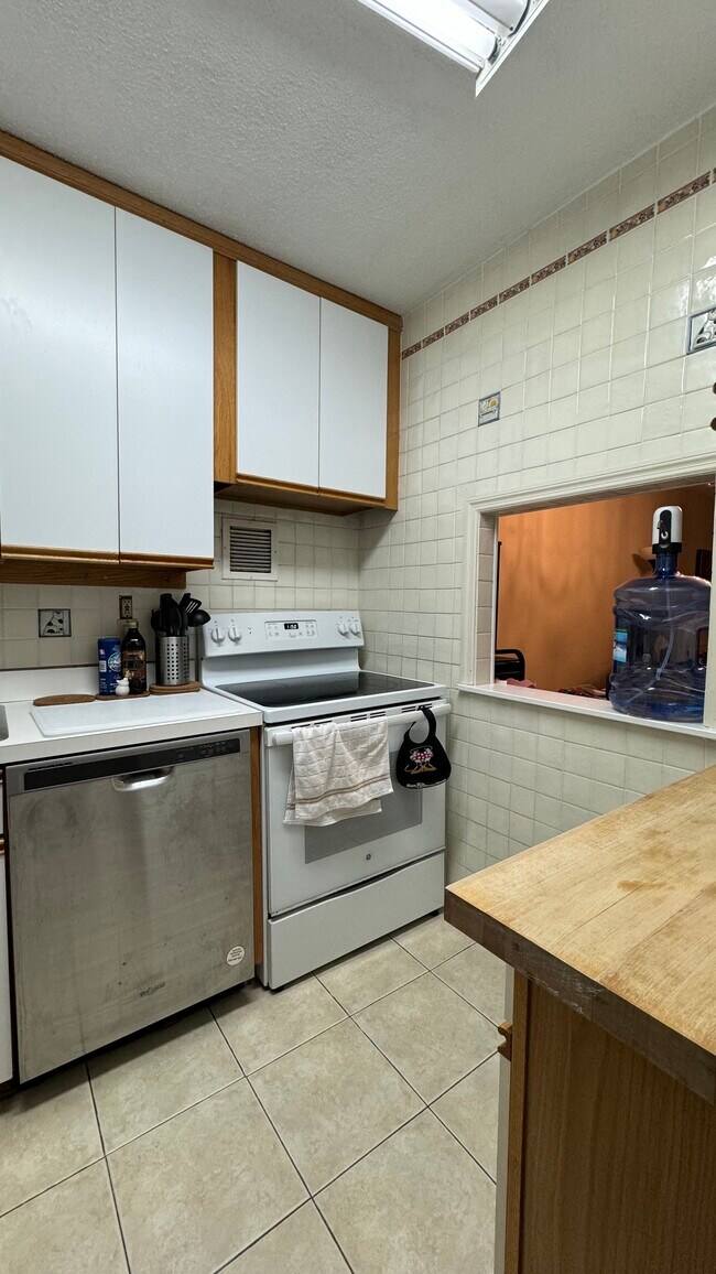 7855 Boulevard East Unit Parker Imperial, North Bergen, NJ 07047