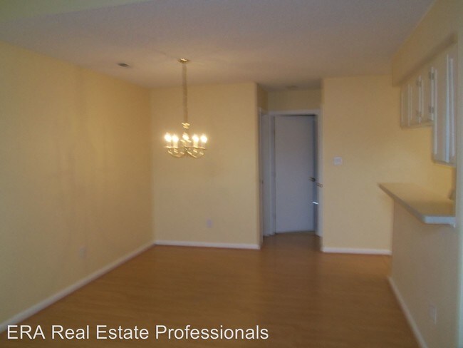 Foto del edificio - 2 br, 2 bath House - 241 N Hill Lane