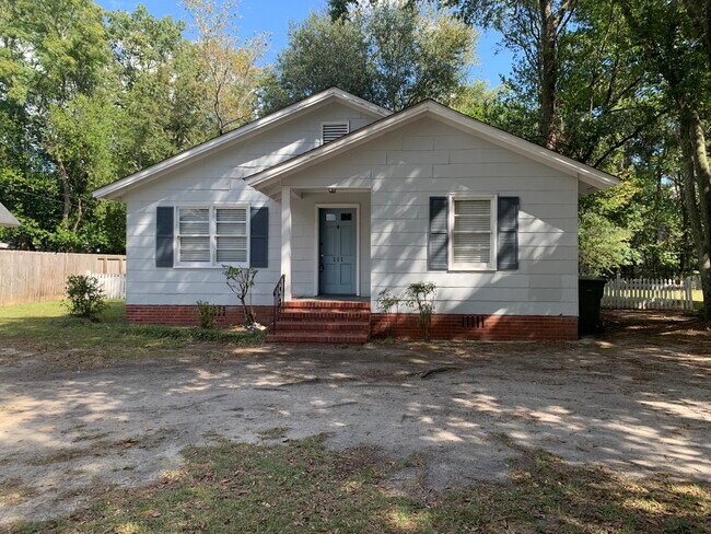 Vista frontal - 111 Cannon Dr