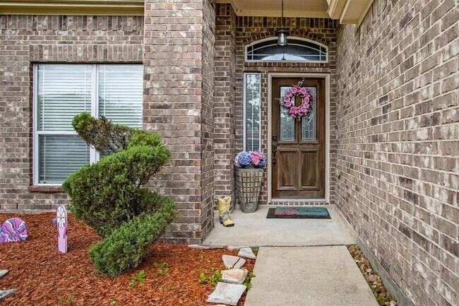 Building Photo - 4402 E Meadow Dr