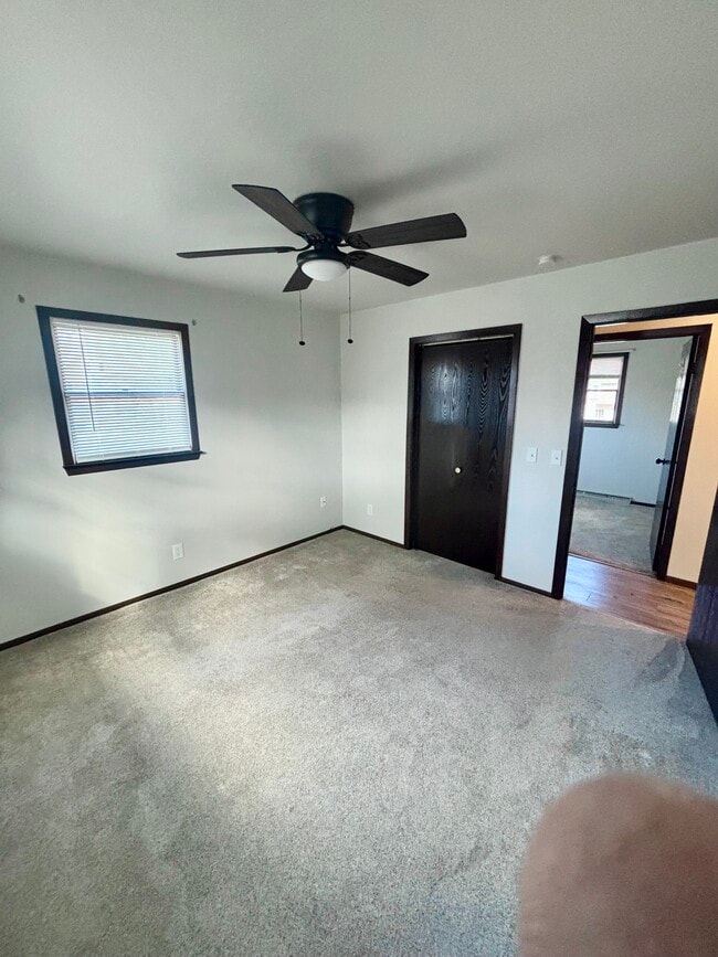Foto del edificio - 1033 Wilson Ave
