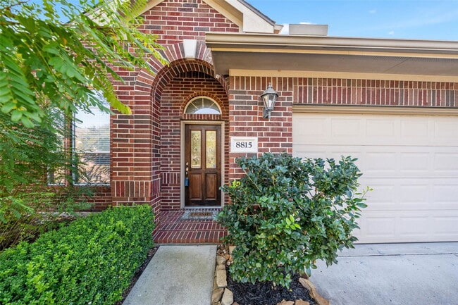 Building Photo - 8815 Rollick Dr