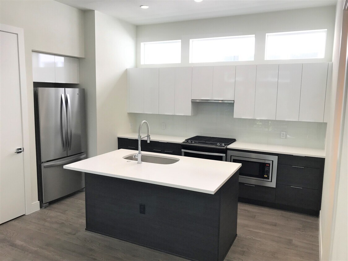 Foto principal - 2865 W 24th Ave