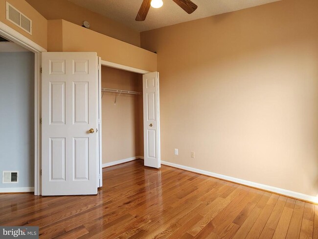 Building Photo - 9296 Cardinal Forest Ln