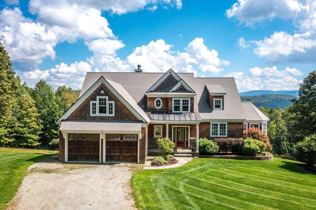 Primary Photo - 480 Dutch Hill Rd