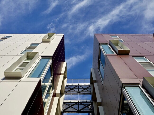 Pasarelas exteriores - FOUND Study Southside Berkeley