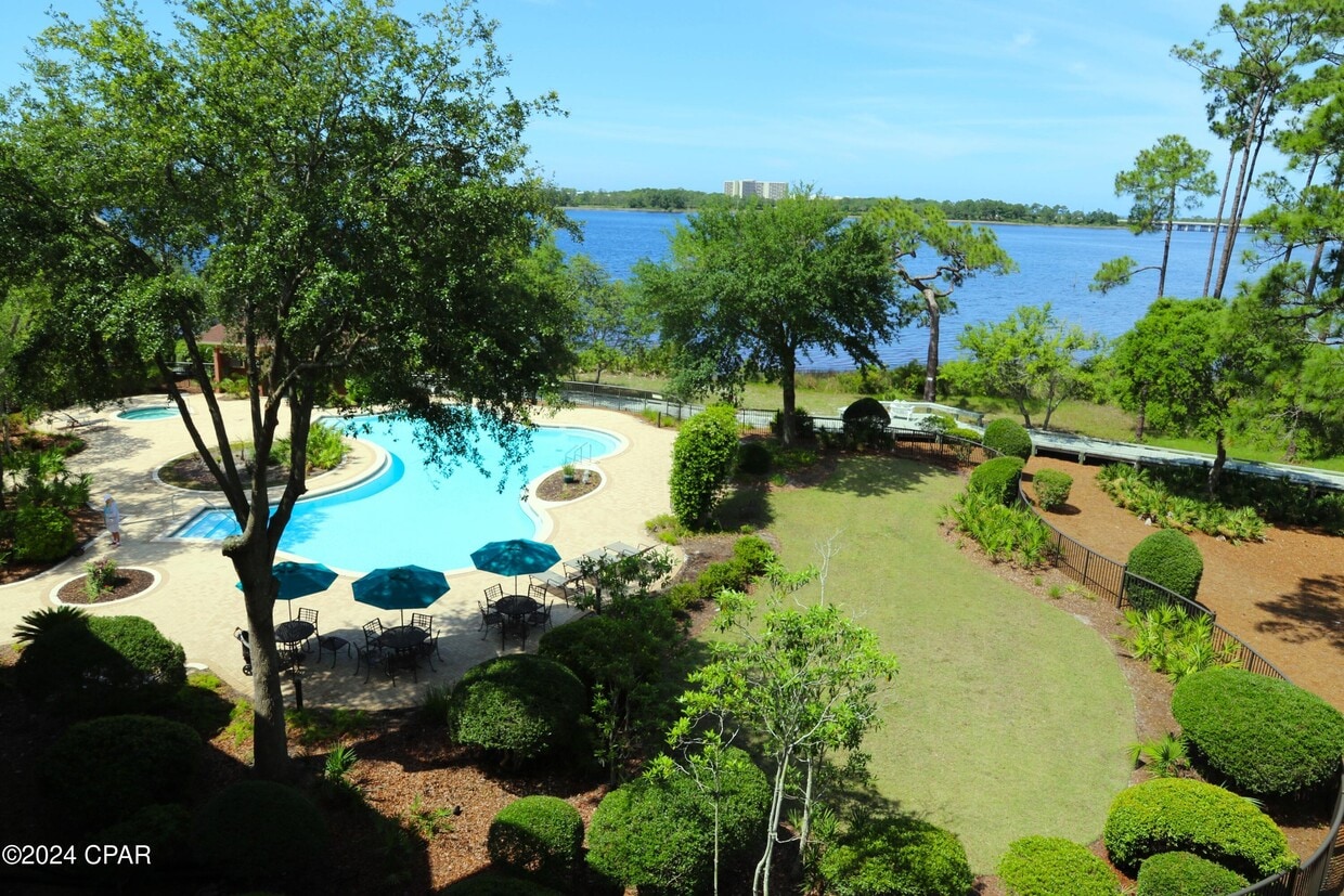 Primary Photo - 1105 Prospect Promenade