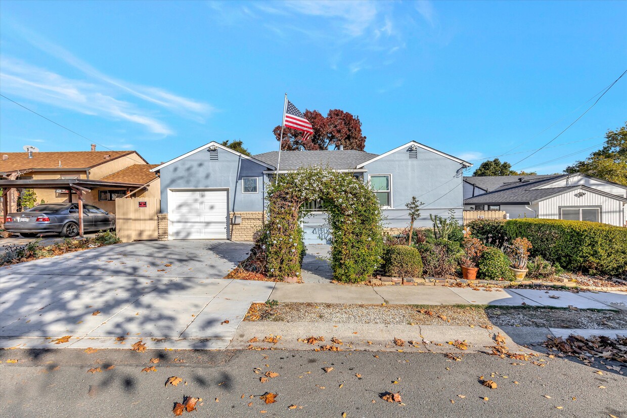 26 Lorraine Ave, Pittsburg, CA 94565 House Rental in Pittsburg, CA