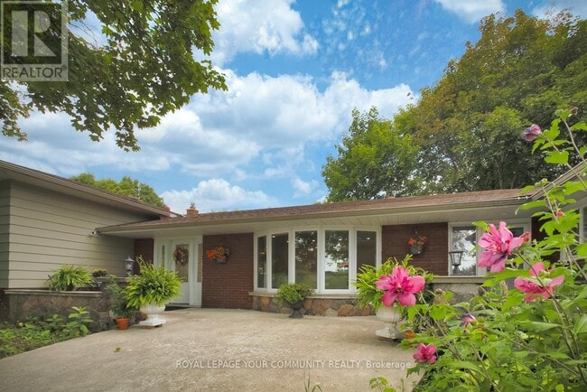 Building Photo - 41 Hamilton Dr